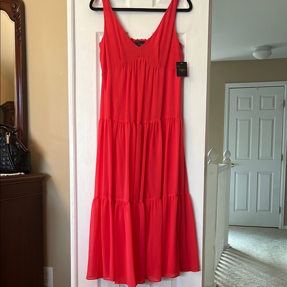 Just...Taylor Red Ruched Midi Sundress Sz 6